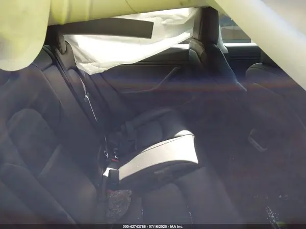 5YJ3E1EB2JF134283 2018 TESLA MODEL 3 - Image 8