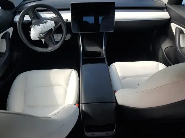 5YJ3E1EB2JF134638 2018 TESLA MODEL 3 - Image 8