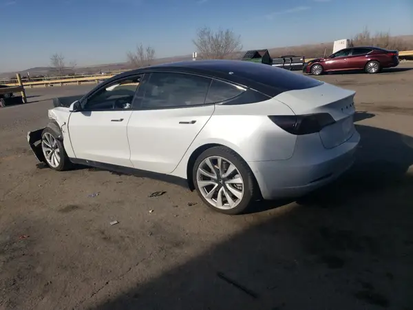 5YJ3E1EB2JF151326 2018 TESLA MODEL 3 - Image 2