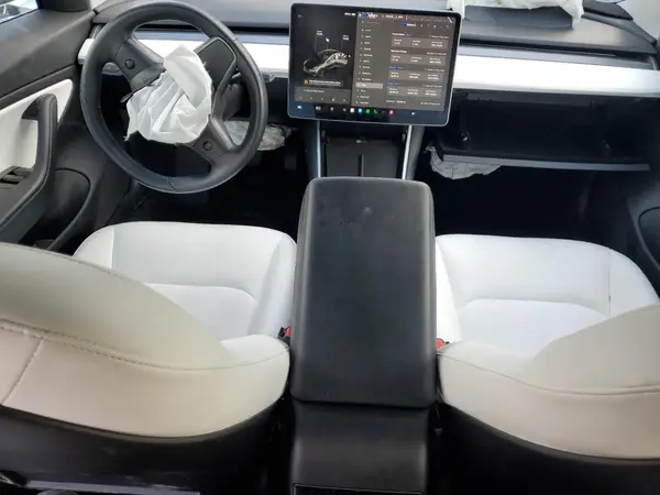 5YJ3E1EB2JF170135 2018 TESLA MODEL 3 - Image 8