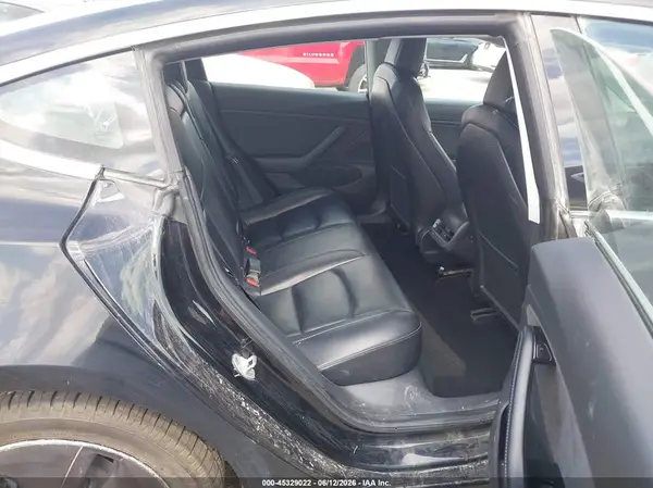 5YJ3E1EB2JF170345 2018 TESLA MODEL 3 - Image 8