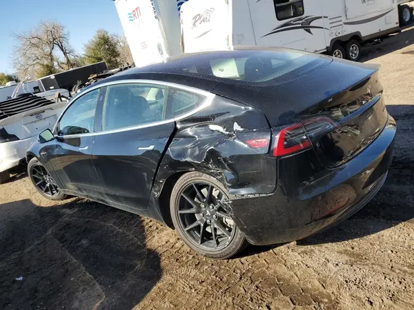 5YJ3E1EB2JF183676 2018 TESLA MODEL 3 - Image 2