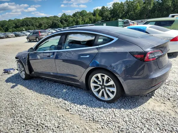 5YJ3E1EB2JF185315 2018 TESLA MODEL 3 - Image 2