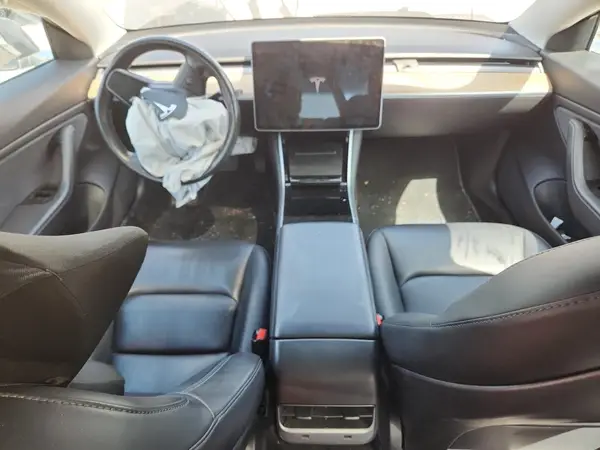5YJ3E1EB2JF185315 2018 TESLA MODEL 3 - Image 8