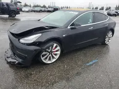 5YJ3E1EB2JF186075 2018 TESLA MODEL 3