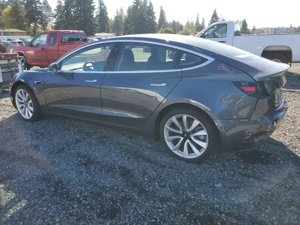 5YJ3E1EB2JF186951 2018 TESLA MODEL 3 - Image 2