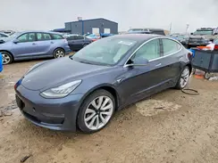 5YJ3E1EB2JF188263 2018 TESLA MODEL 3