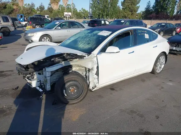 5YJ3E1EB2KF192024 2019 TESLA MODEL 3 - Image 2
