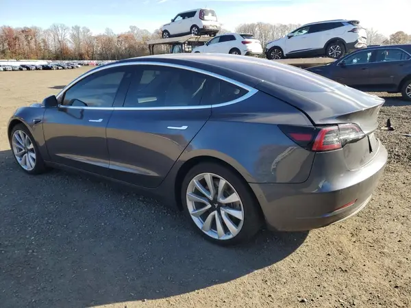 5YJ3E1EB2KF192685 2019 TESLA MODEL 3 - Image 2