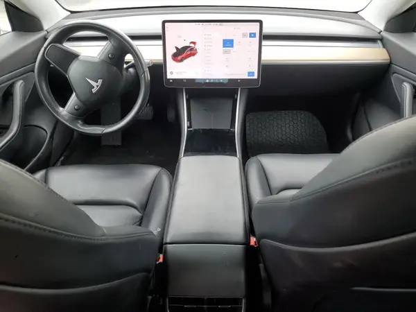 5YJ3E1EB2KF193948 2019 TESLA MODEL 3 - Image 8