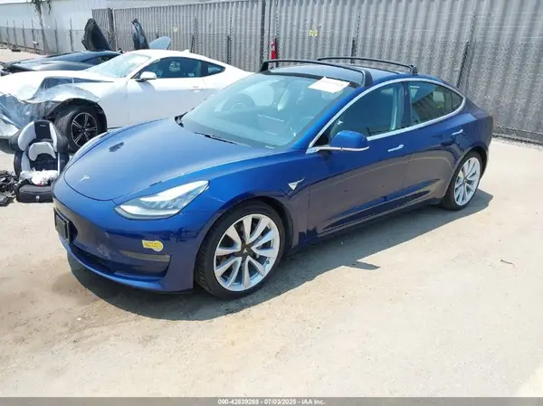 5YJ3E1EB2KF194243 2019 TESLA MODEL 3 - Image 2