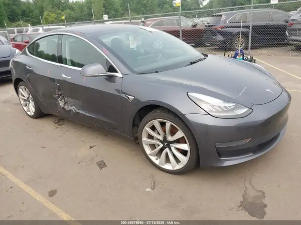 5YJ3E1EB2KF194632 2019 TESLA MODEL 3 - Image 1