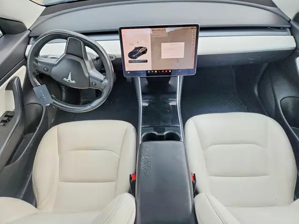 5YJ3E1EB2KF194825 2019 TESLA MODEL 3 - Image 8