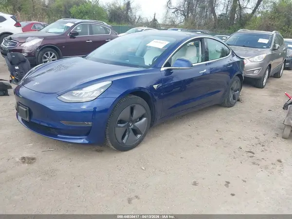 5YJ3E1EB2KF194999 2019 TESLA MODEL 3 - Image 2