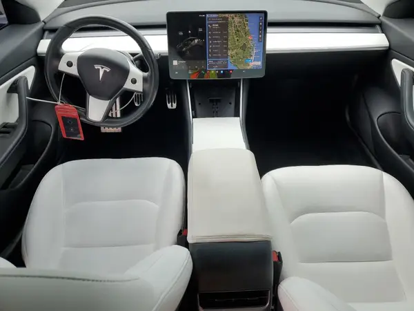 5YJ3E1EB2KF195098 2019 TESLA MODEL 3 - Image 8