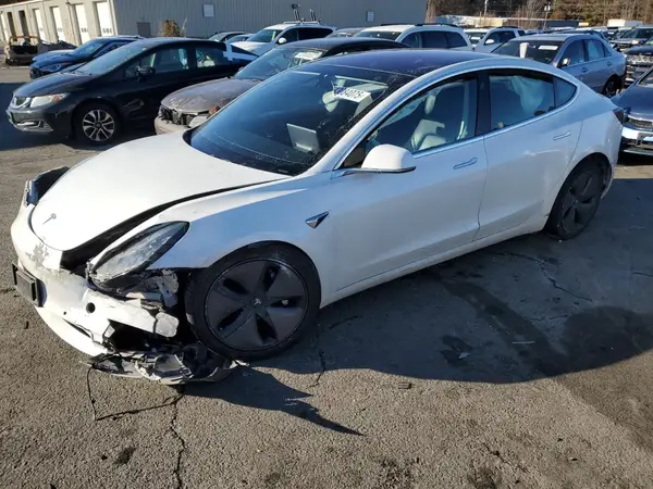5YJ3E1EB2KF199653 2019 TESLA MODEL 3 - Image 1
