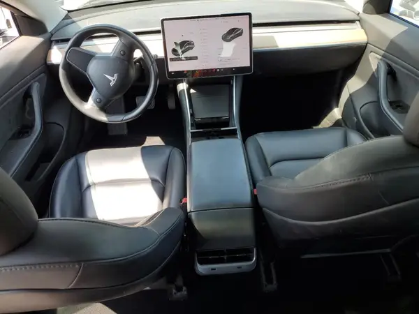 5YJ3E1EB2KF205385 2019 TESLA MODEL 3 - Image 8