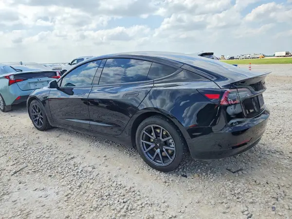 5YJ3E1EB2KF208853 2019 TESLA MODEL 3 - Image 2
