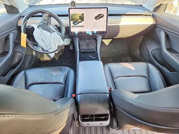 5YJ3E1EB2KF214121 2019 TESLA MODEL 3 - Image 8
