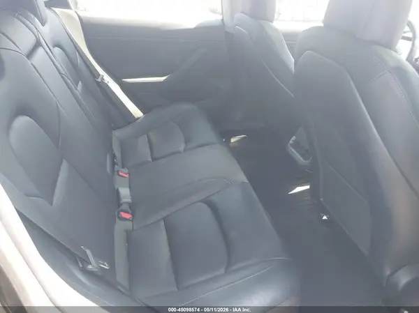 5YJ3E1EB2KF237284 2019 TESLA MODEL 3 - Image 8
