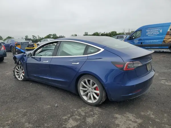 5YJ3E1EB2KF237754 2019 TESLA MODEL 3 - Image 2