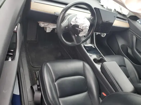 5YJ3E1EB2KF237754 2019 TESLA MODEL 3 - Image 8