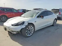 5YJ3E1EB2KF338177 2019 TESLA MODEL 3