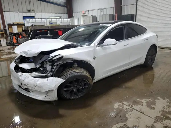 5YJ3E1EB2KF365198 2019 TESLA MODEL 3 - Image 1