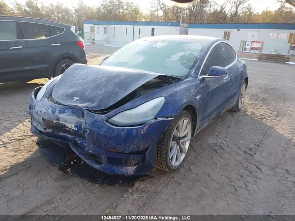5YJ3E1EB2KF367677 2019 TESLA MODEL 3 - Image 2