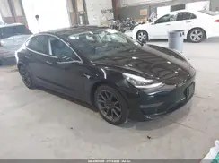 5YJ3E1EB2KF384754 2019 TESLA MODEL 3