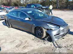5YJ3E1EB2KF385998 2019 TESLA MODEL 3