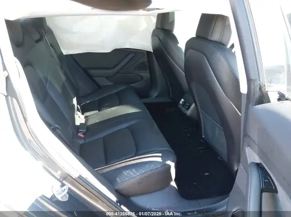 5YJ3E1EB2KF385998 2019 TESLA MODEL 3 - Image 8