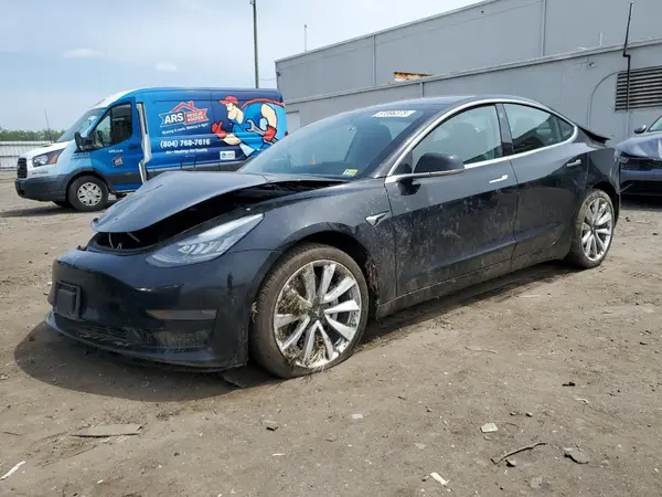 5YJ3E1EB2KF388576 2019 TESLA MODEL 3 - Image 1