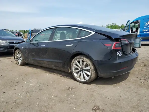 5YJ3E1EB2KF388576 2019 TESLA MODEL 3 - Image 2