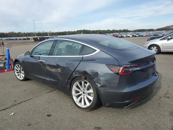 5YJ3E1EB2KF389470 2019 TESLA MODEL 3 - Image 2