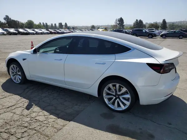 5YJ3E1EB2KF390456 2019 TESLA MODEL 3 - Image 2