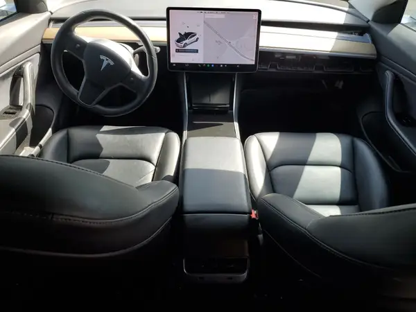5YJ3E1EB2KF390456 2019 TESLA MODEL 3 - Image 8