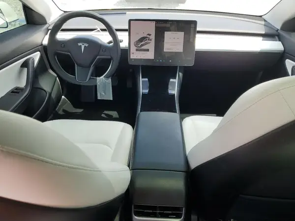 5YJ3E1EB2KF391185 2019 TESLA MODEL 3 - Image 8