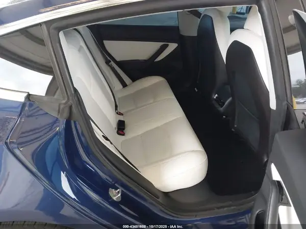 5YJ3E1EB2KF406767 2019 TESLA MODEL 3 - Image 8