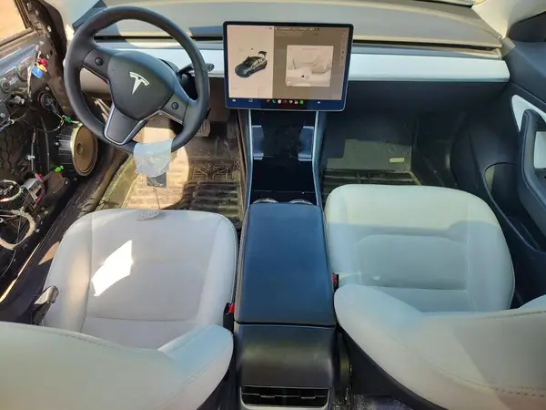 5YJ3E1EB2KF407272 2019 TESLA MODEL 3 - Image 8
