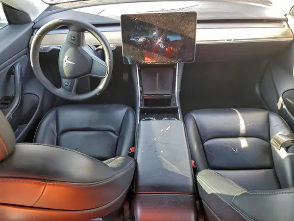 5YJ3E1EB2KF408468 2019 TESLA MODEL 3 - Image 8