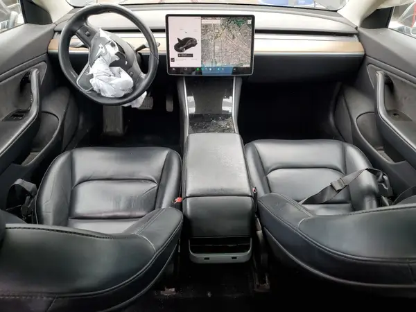 5YJ3E1EB2KF415033 2019 TESLA MODEL 3 - Image 8