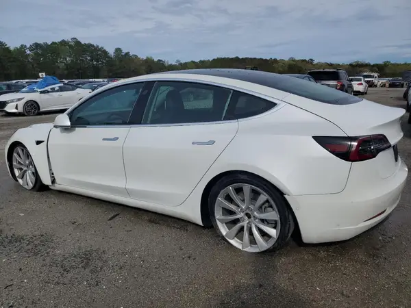 5YJ3E1EB2KF429501 2019 TESLA MODEL 3 - Image 2