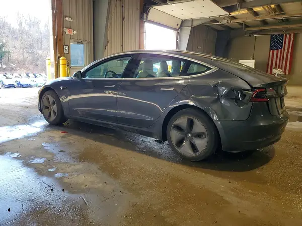 5YJ3E1EB2KF437792 2019 TESLA MODEL 3 - Image 2