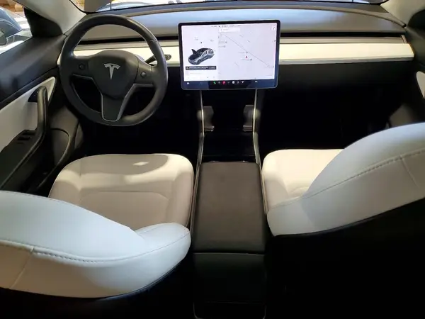 5YJ3E1EB2KF437792 2019 TESLA MODEL 3 - Image 8