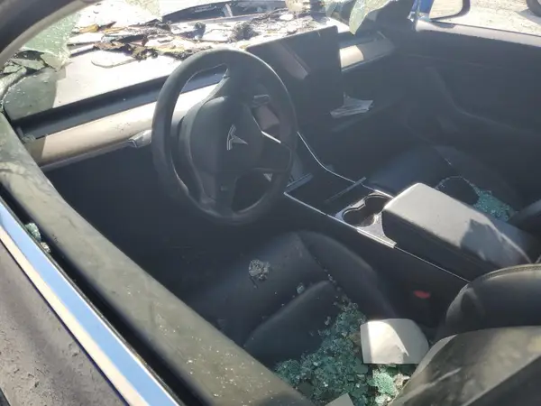 5YJ3E1EB2KF442149 2019 TESLA MODEL 3 - Image 8