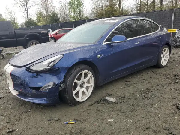 5YJ3E1EB2KF442460 2019 TESLA MODEL 3 - Image 1