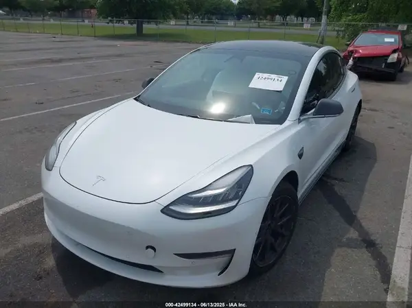 5YJ3E1EB2KF452003 2019 TESLA MODEL 3 - Image 2