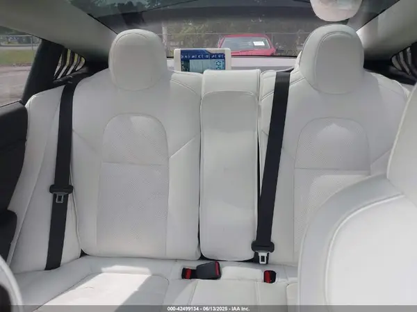 5YJ3E1EB2KF452003 2019 TESLA MODEL 3 - Image 8