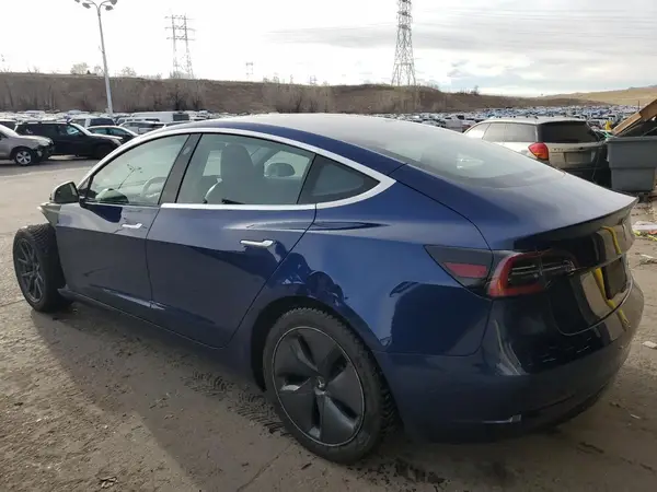 5YJ3E1EB2KF452650 2019 TESLA MODEL 3 - Image 2